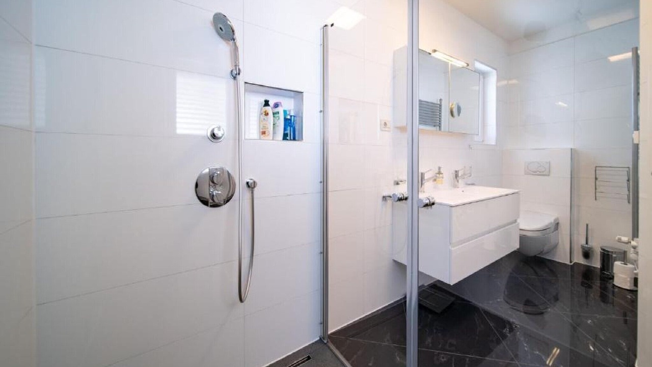 Photo of Bathroom in Palit