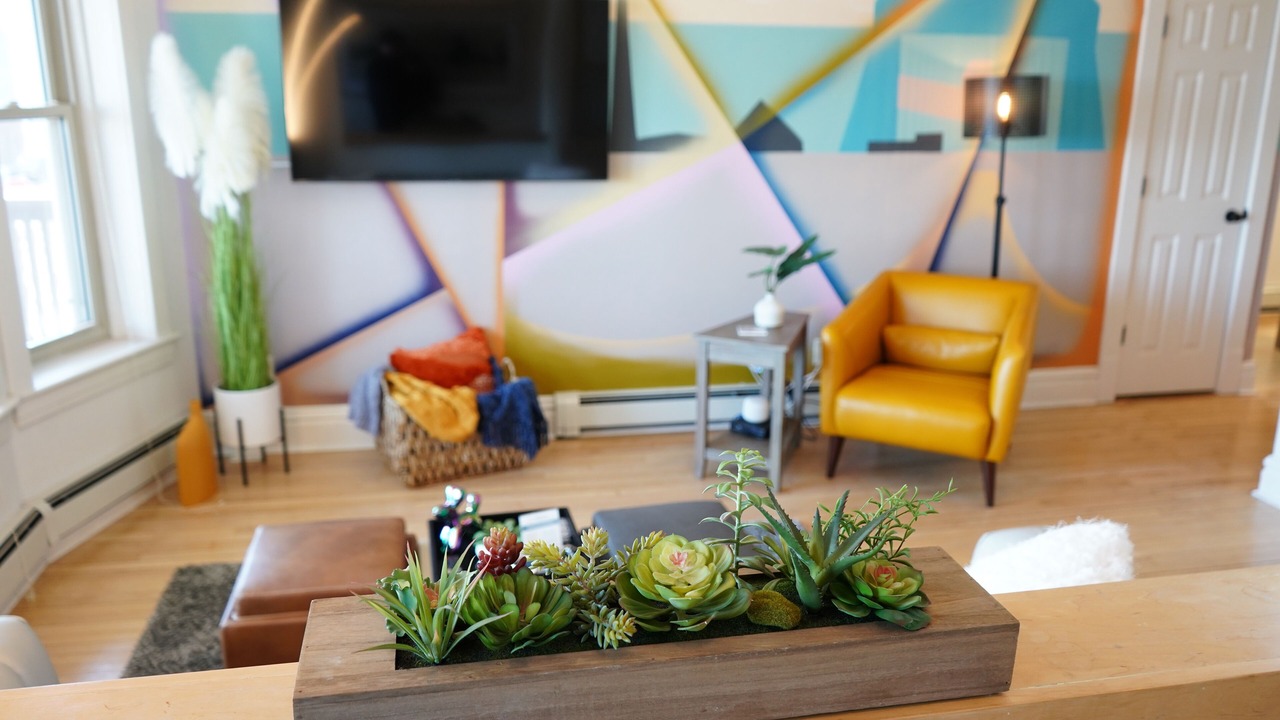 Photo of Livingroom in Central Hillside