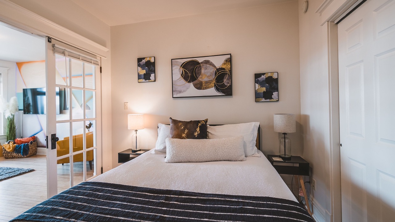 Photo of Bedroom in Central Hillside