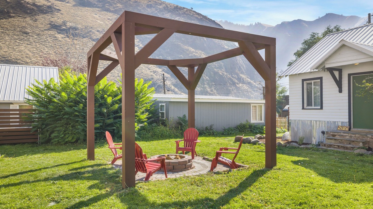 Photo of Others in Riggins