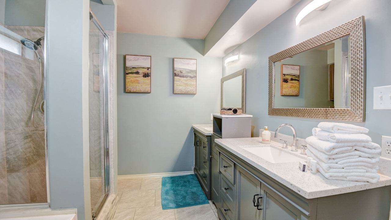 Photo of Bathroom in North Central Carrollton