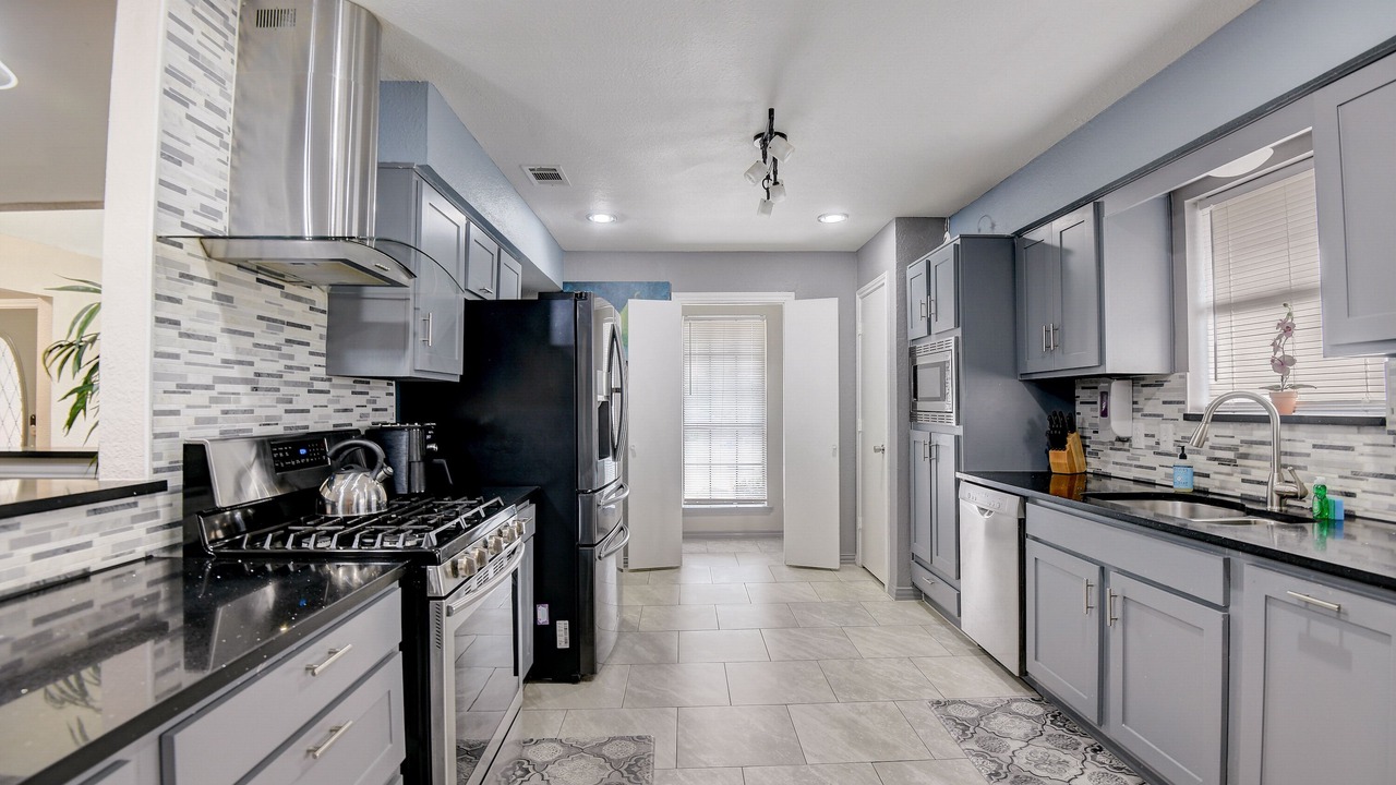 Photo of Kitchen in North Central Carrollton