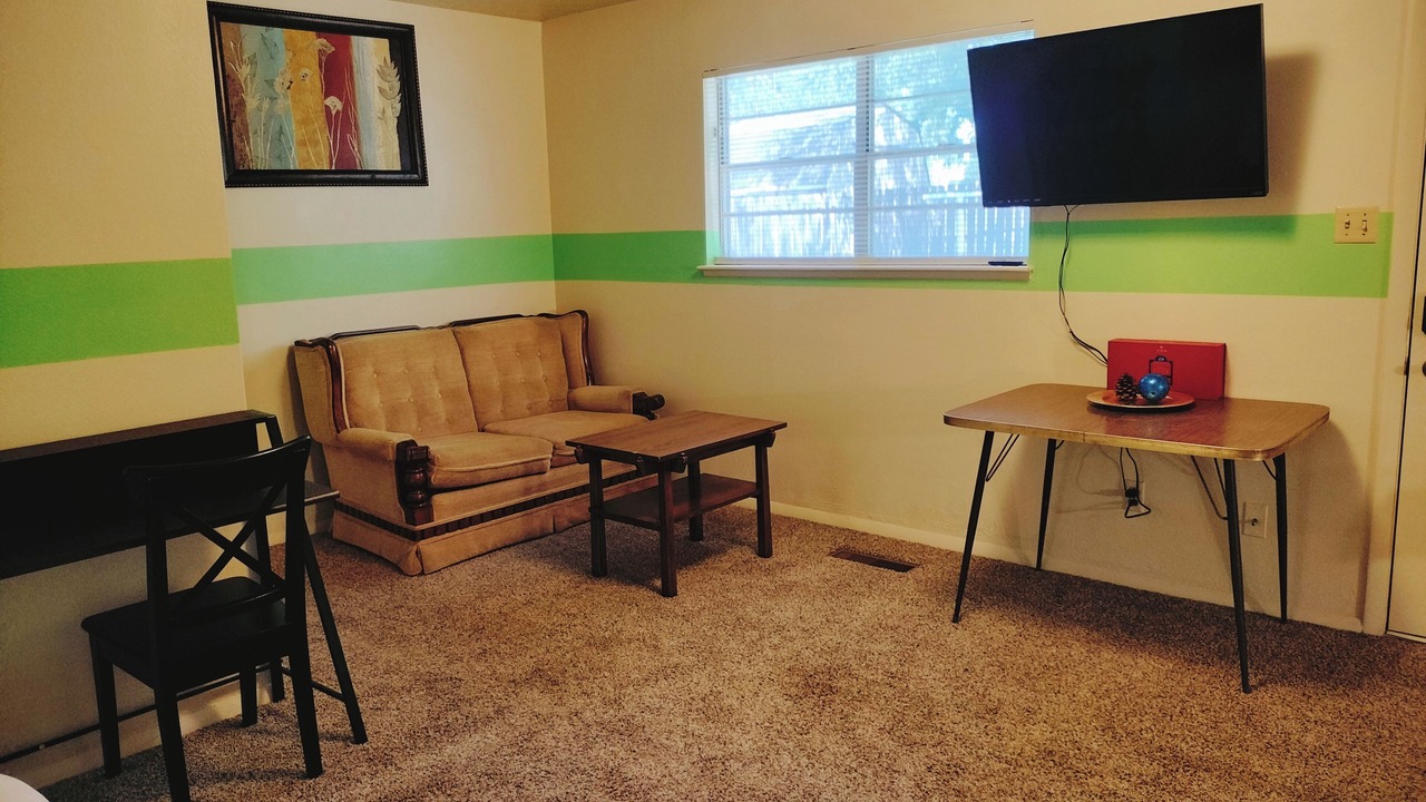 Photo of Livingroom in Lawton