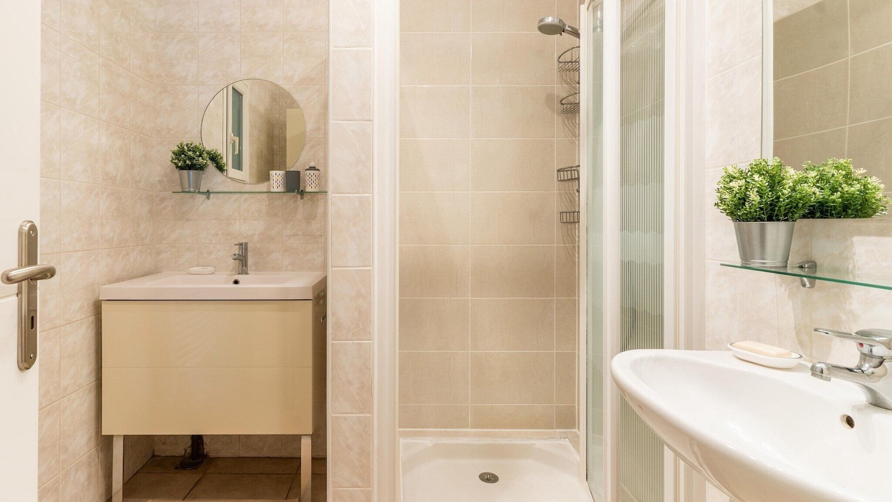 Photo of Bathroom in Limoux