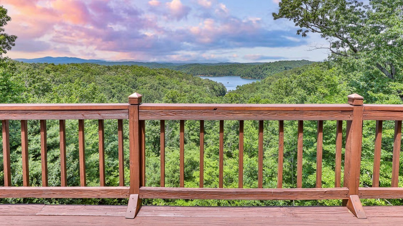 Photo of Patio Balcony in Ellijay