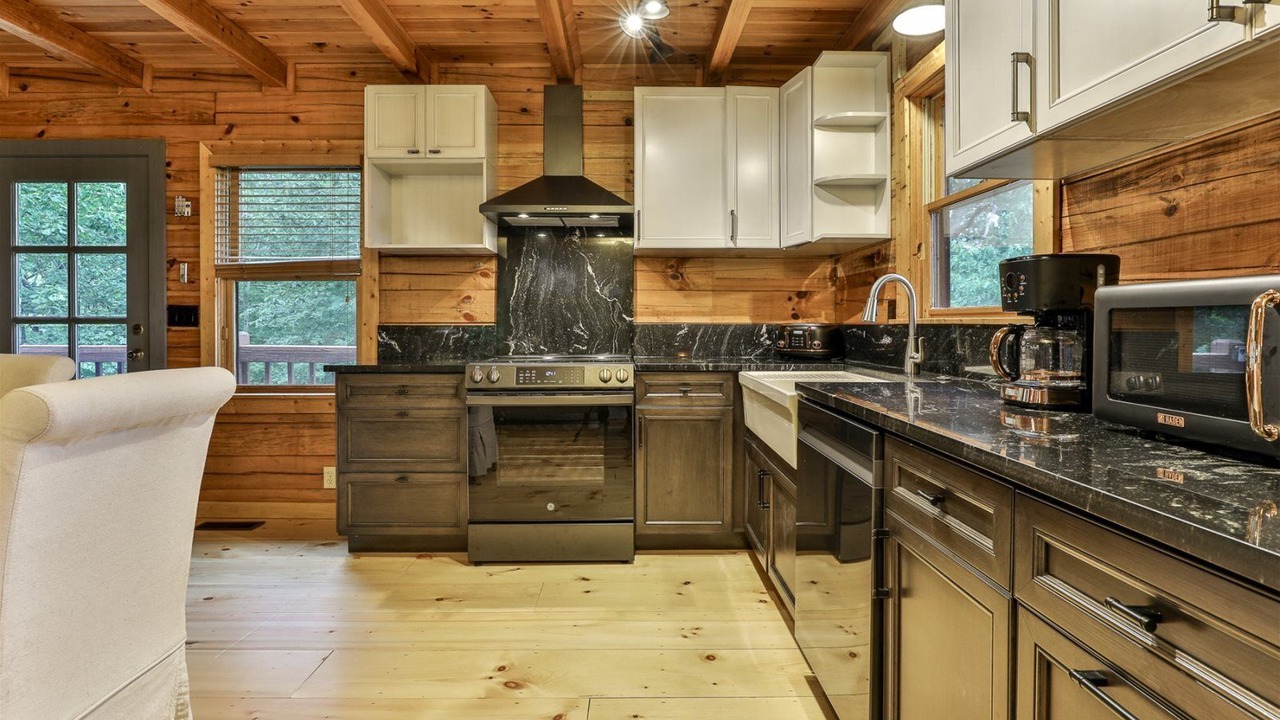 Photo of Others in Ellijay