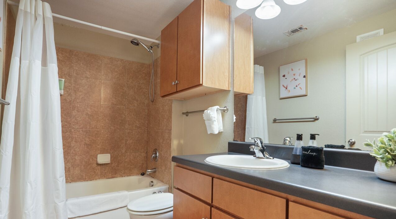 Photo of Bathroom in North Loop