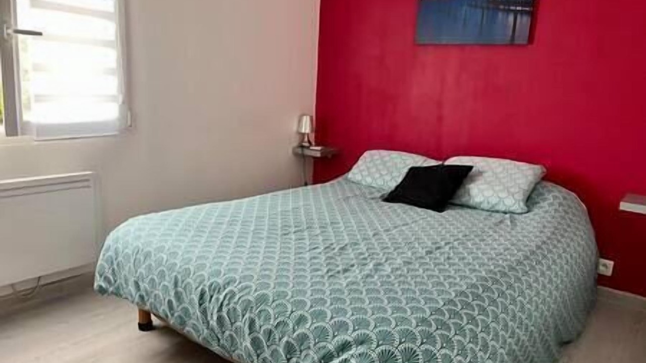 Photo of Bedroom in Saint-Come-de-Fresne