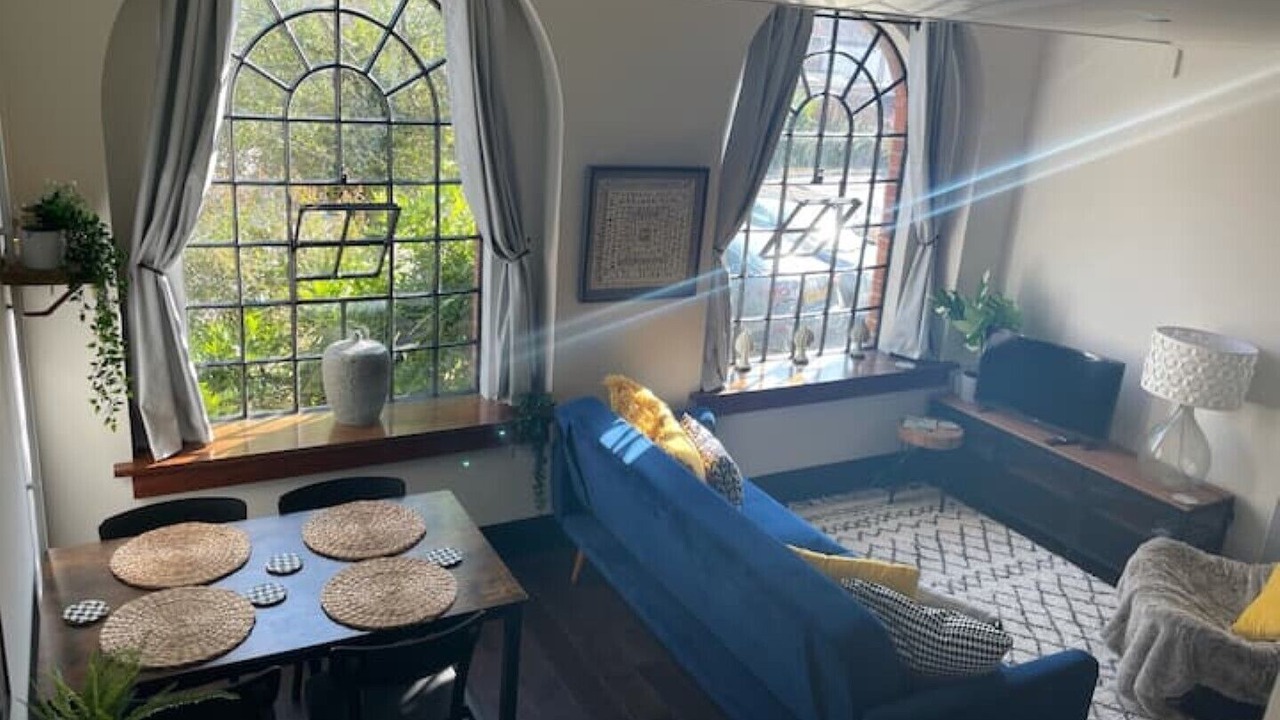 Photo of Livingroom in Wallingford