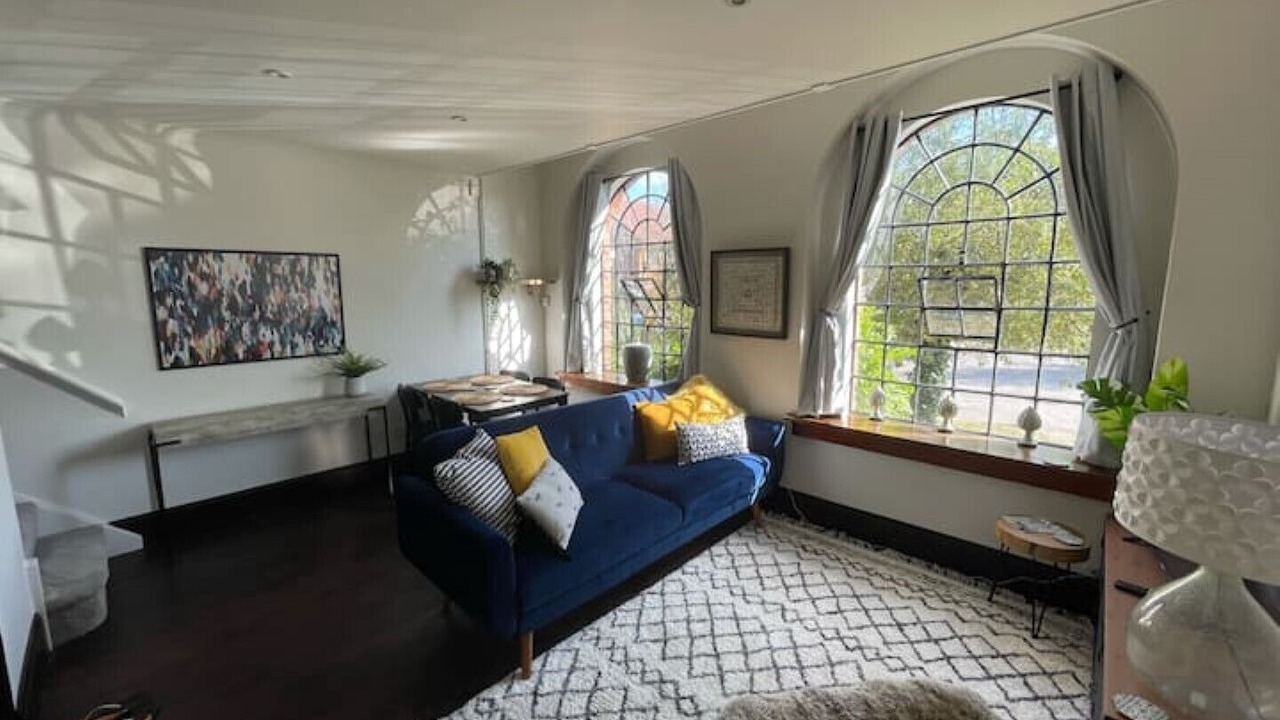 Photo of Livingroom in Wallingford