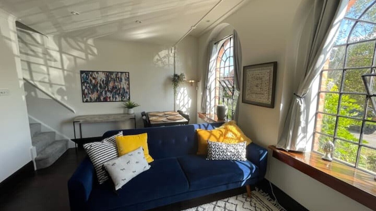 Photo of Livingroom in Wallingford