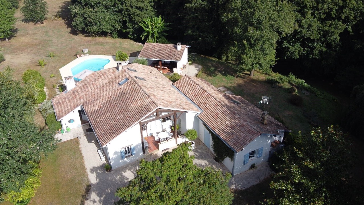 Photo of Outdoor in Bourriot-Bergonce