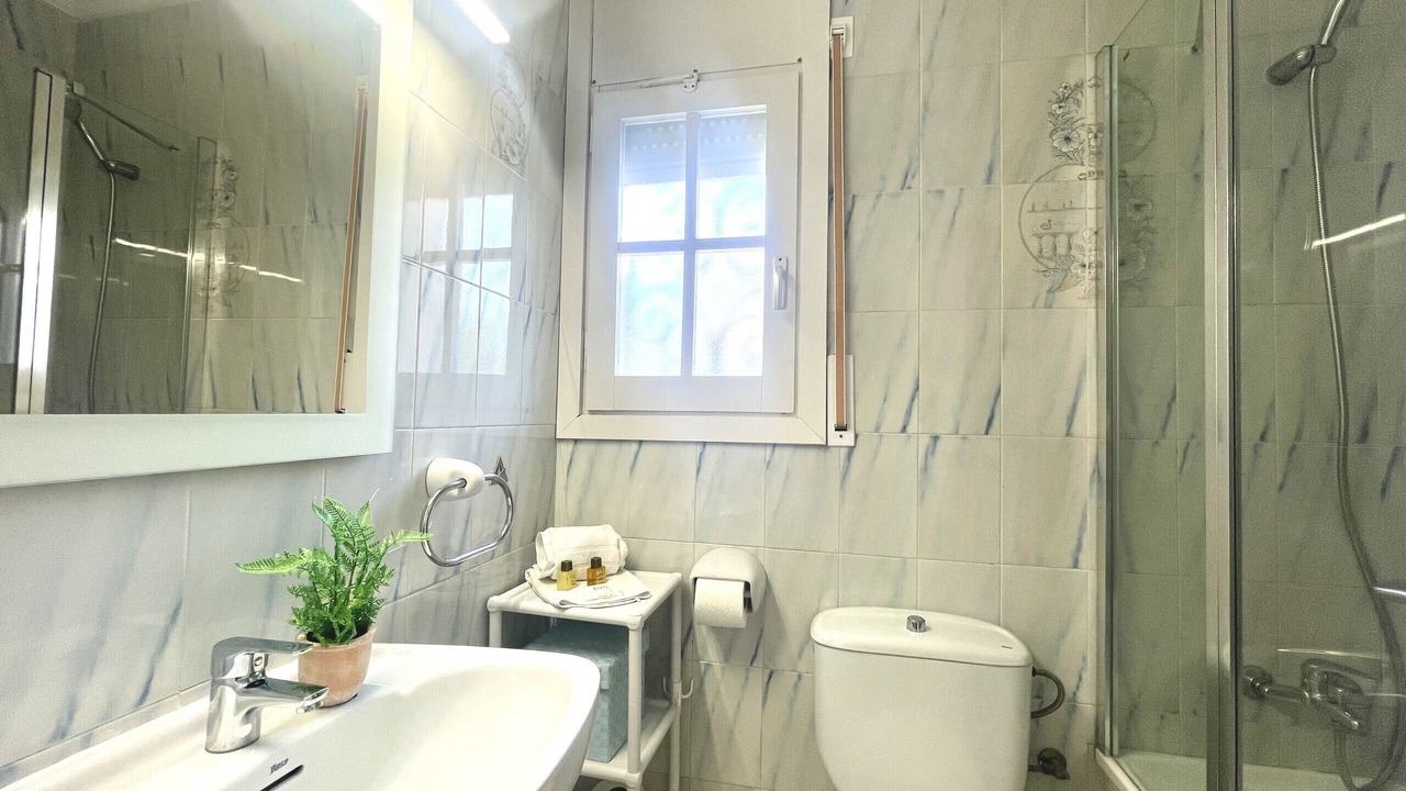 Photo of Bathroom in Miami Platja