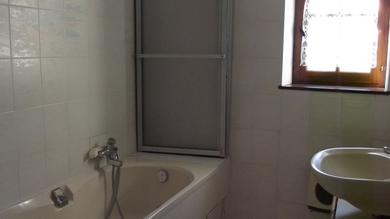 Photo of Bathroom in Montoldre
