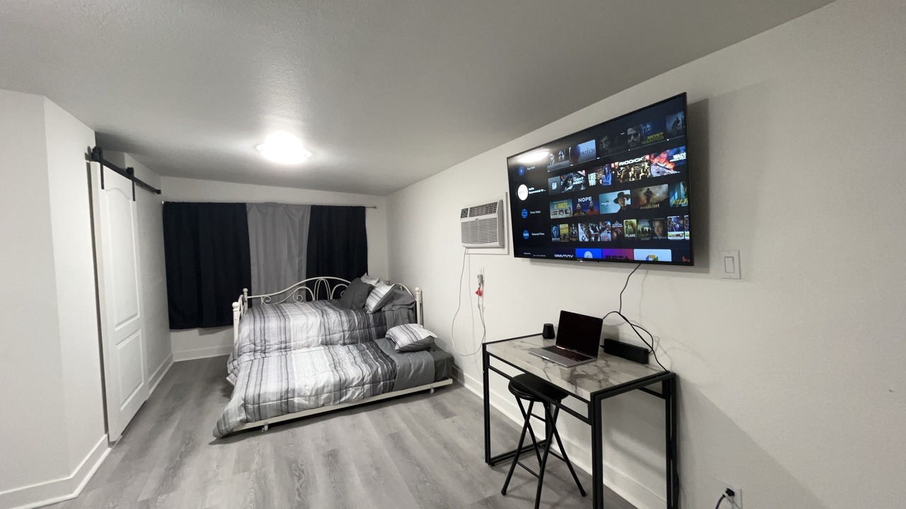 Photo of Bedroom in Sunrise Manor