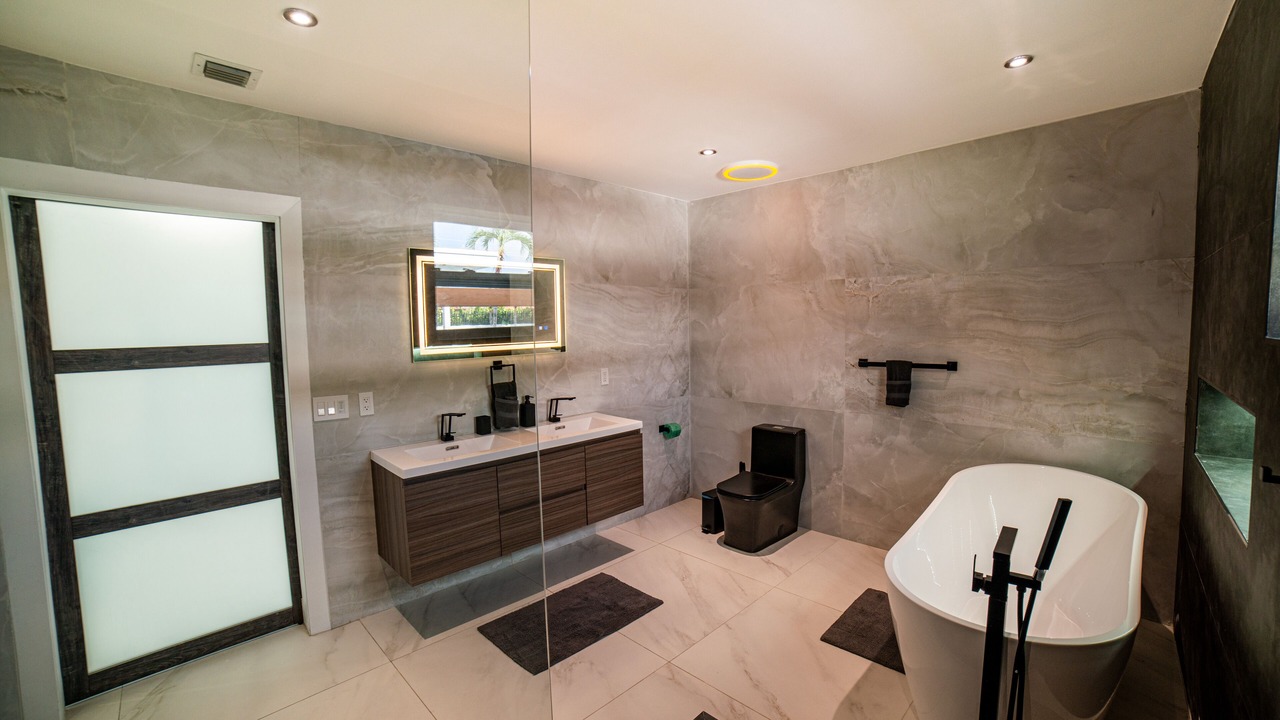 Photo of Bathroom in Ludlam
