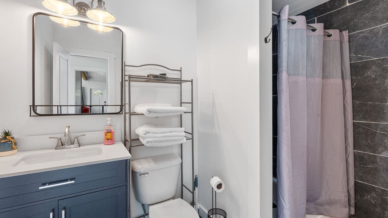 Photo of Bathroom in Tennga