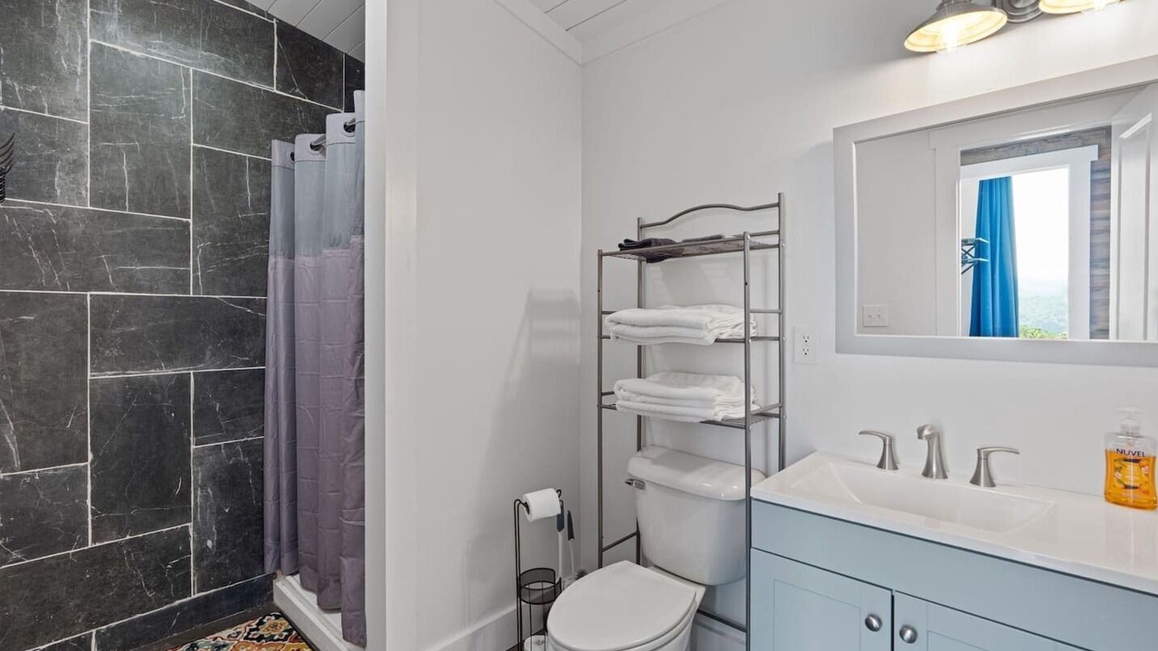 Photo of Bathroom in Tennga