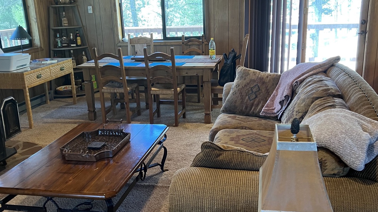 Photo of Livingroom in Angel Fire