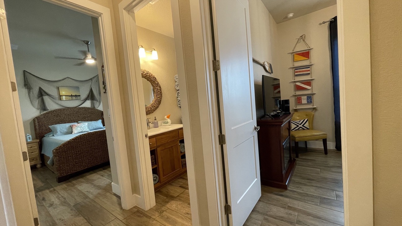 Photo of Bathroom in Canyon Lake