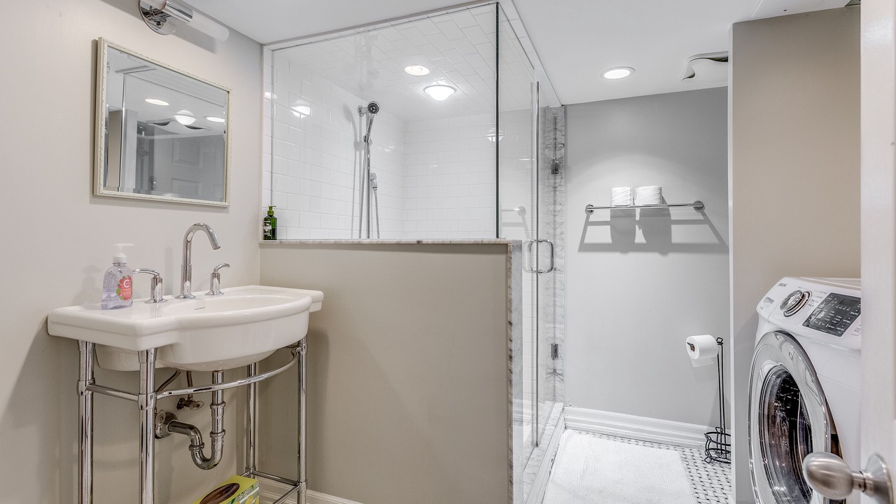 Photo of Bathroom in Bickford Park