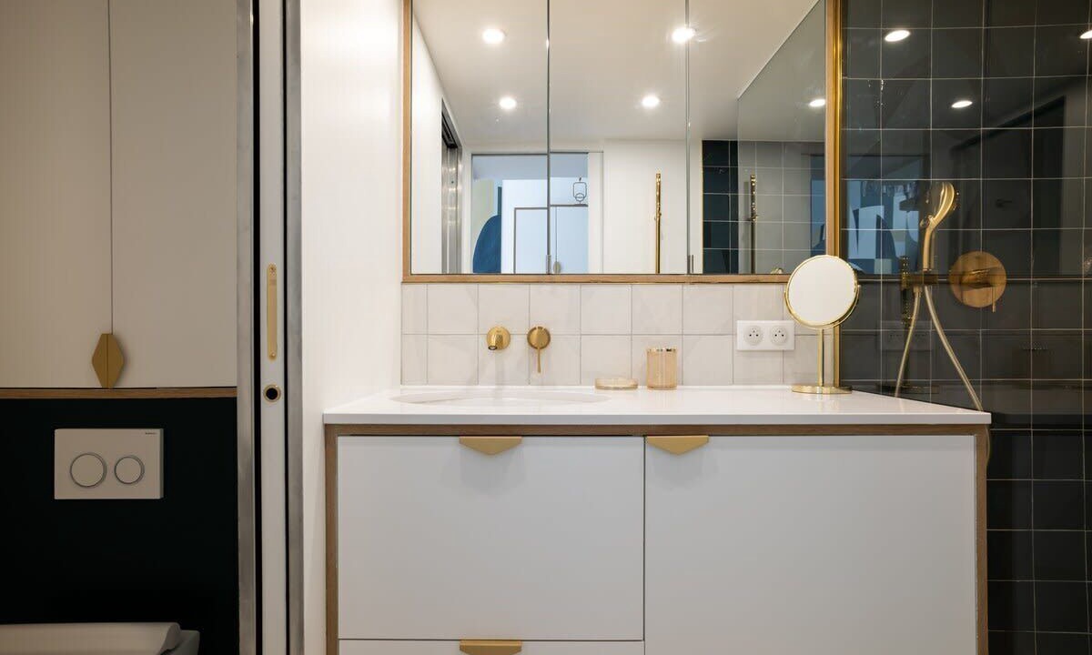 Photo of Bathroom in Quartier Saint-Ambroise