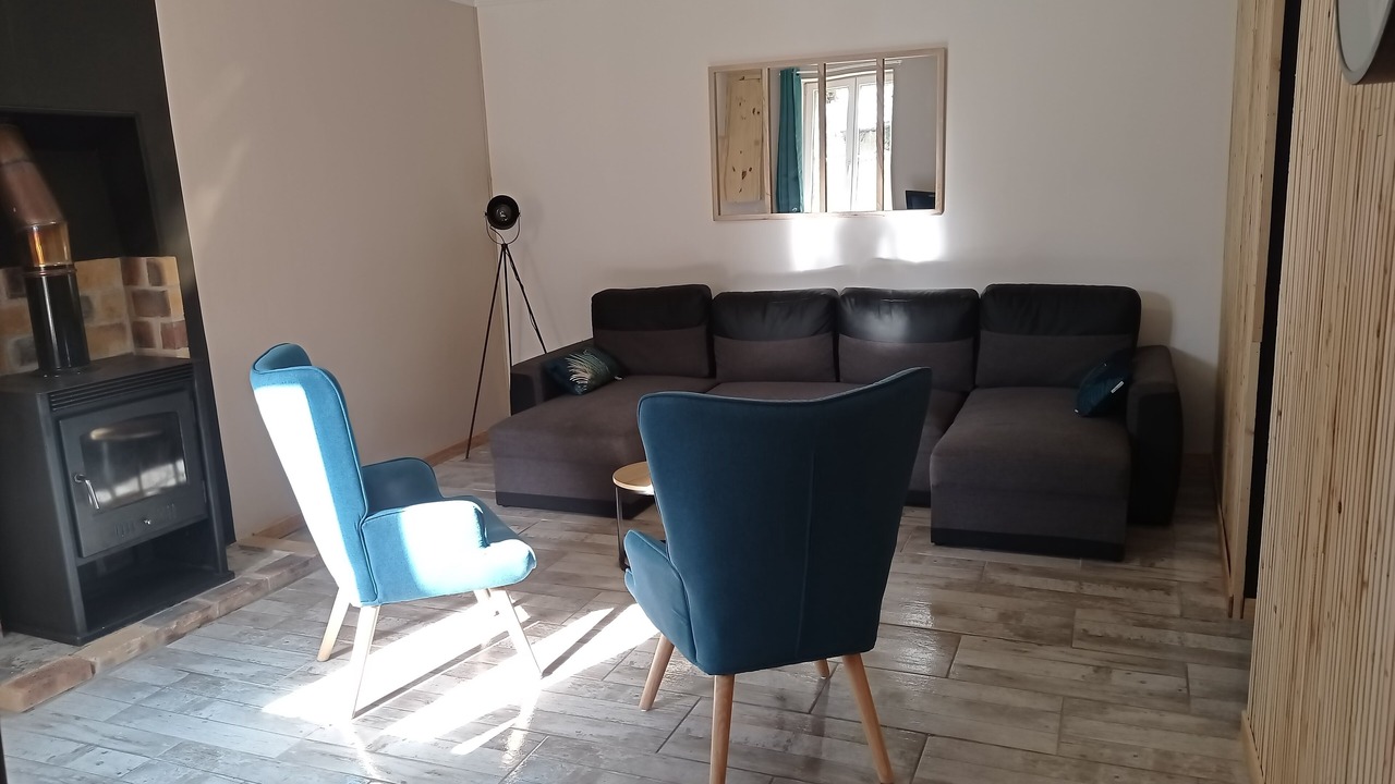 Photo of Livingroom in Sees