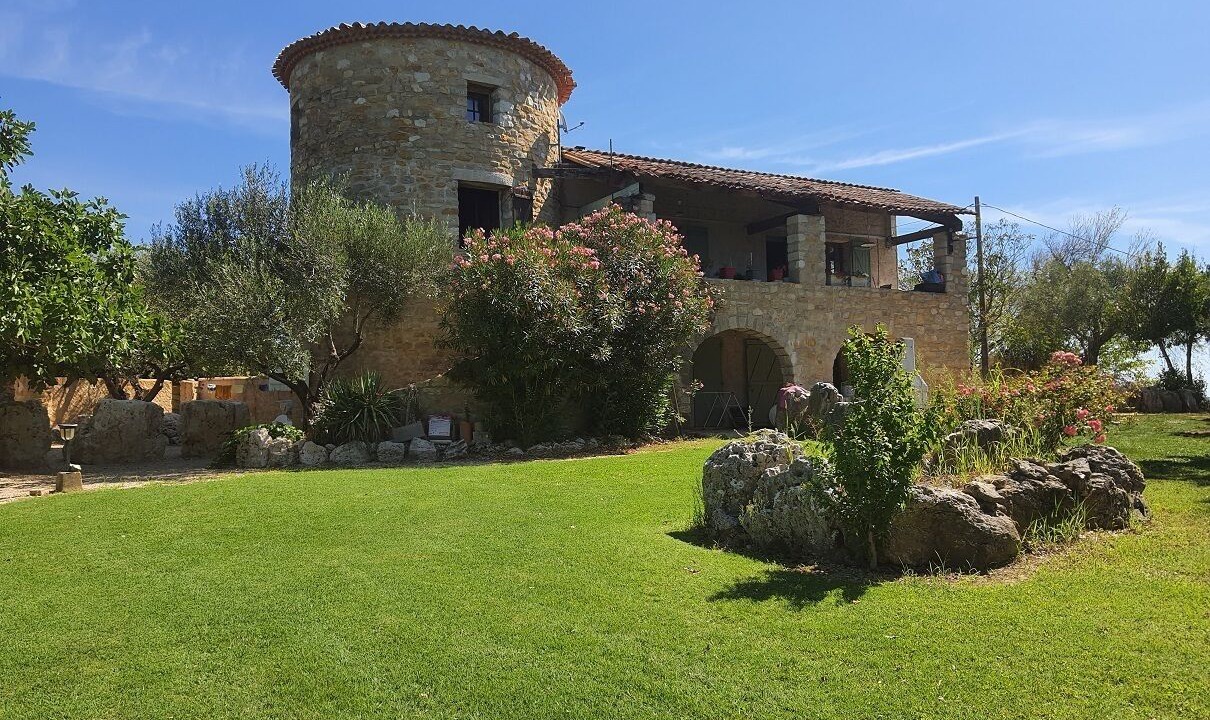 Photo of Outdoor in Saint-Sauveur-de-Cruzieres