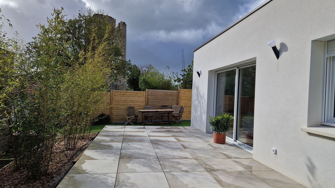 Photo of Outdoor in Saint-Leger-les-Vignes