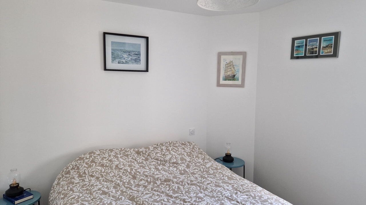 Photo of Bedroom in Saint-Leger-les-Vignes