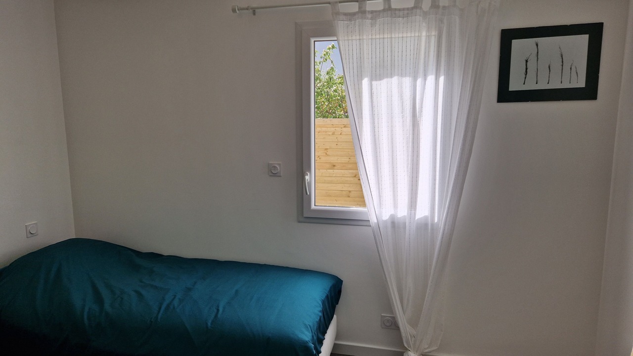 Photo of Bedroom in Saint-Leger-les-Vignes