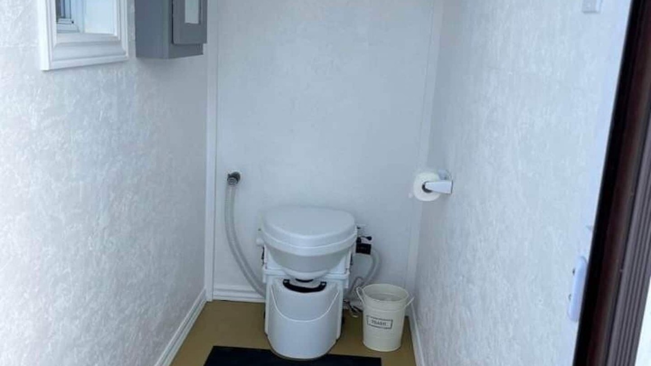 Photo of Bathroom in Oxford Station