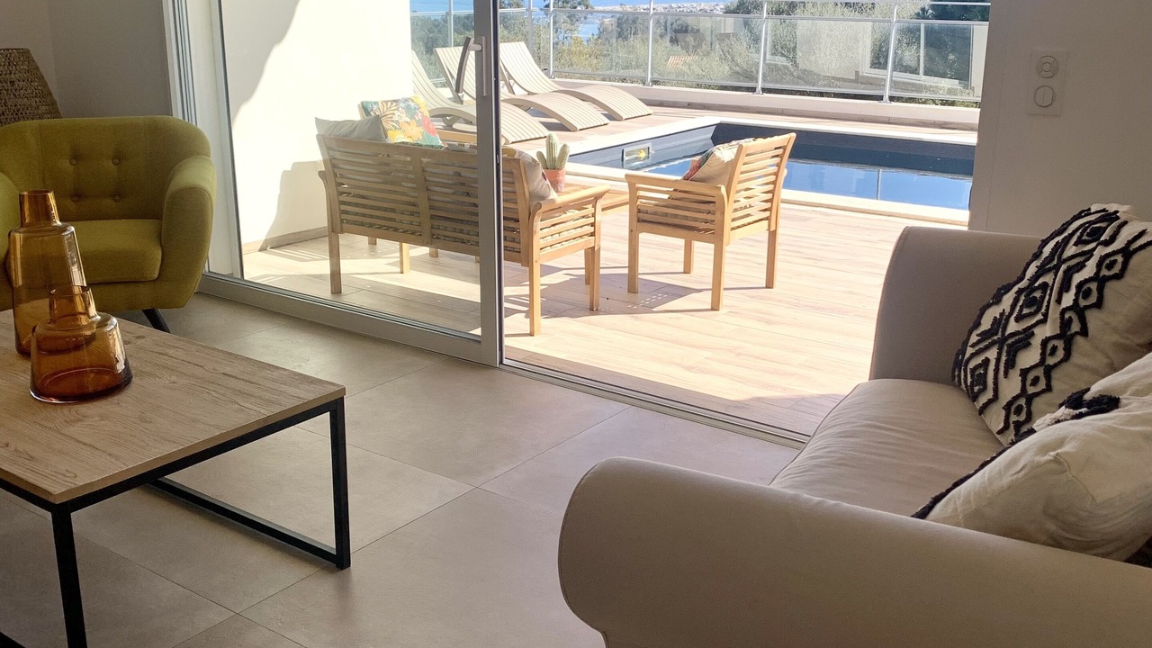 Photo of Livingroom in Zonza