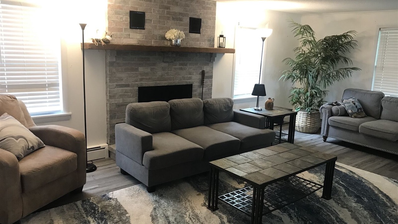 Photo of Livingroom in Camp Ellis