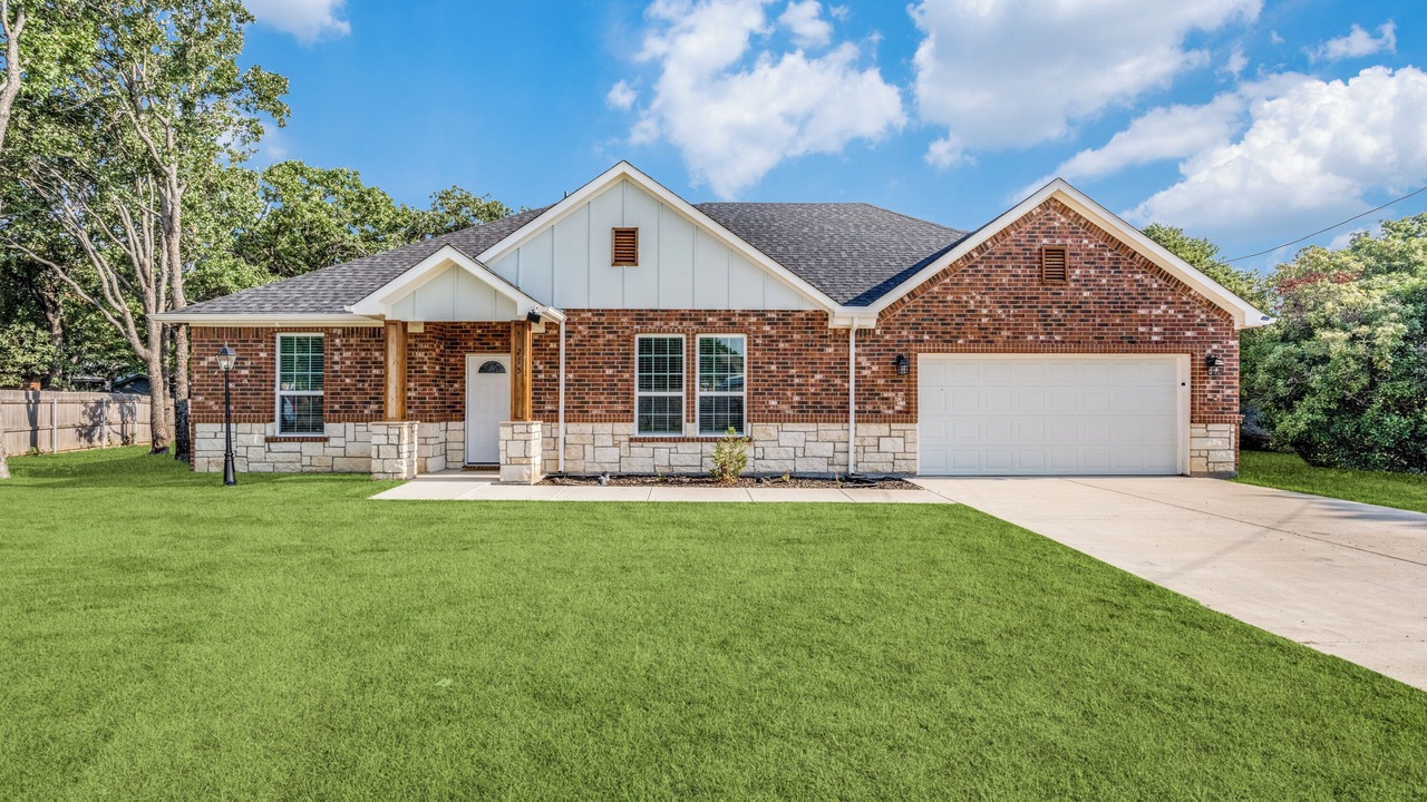 Photo of Outdoor in Lake Dallas
