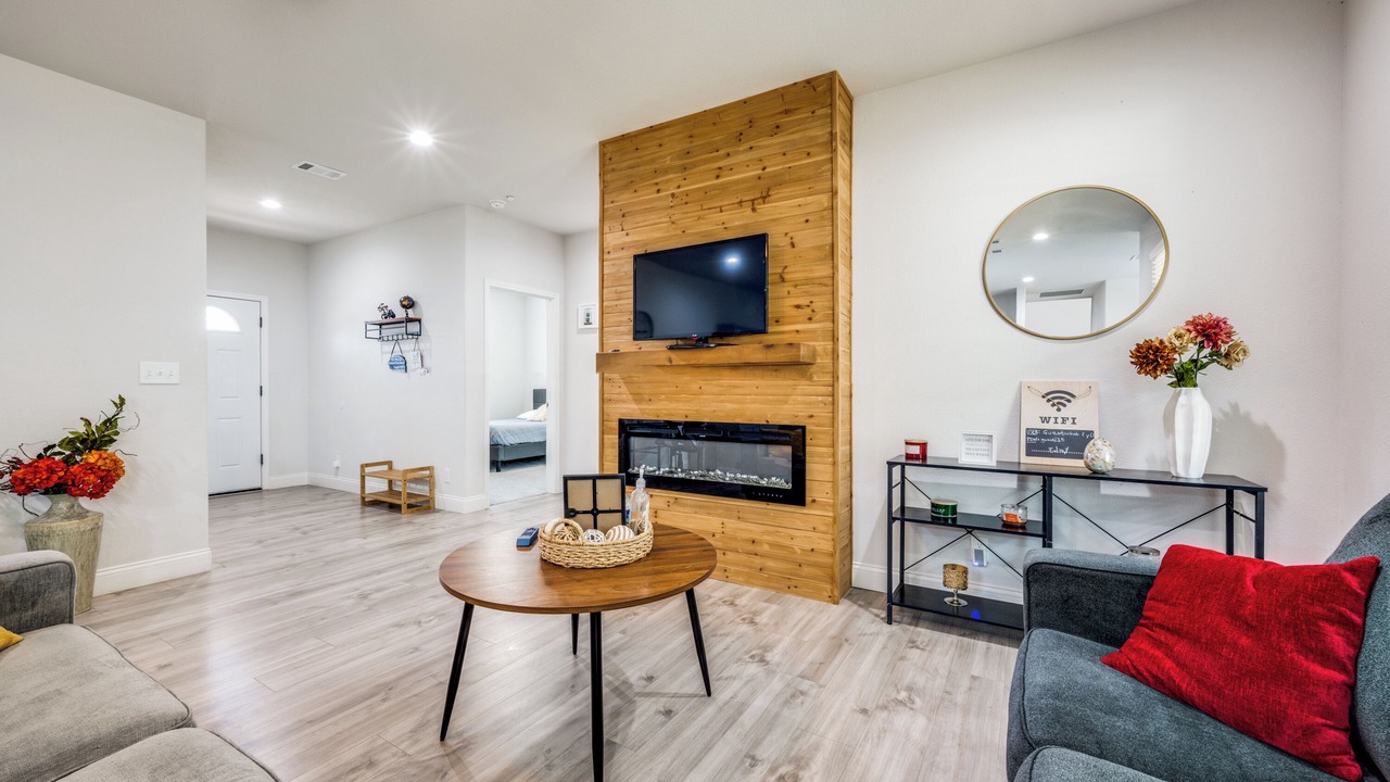Photo of Livingroom in Lake Dallas