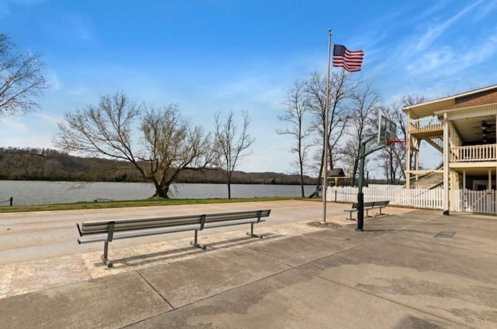 Photo of Outdoor in Ashland City
