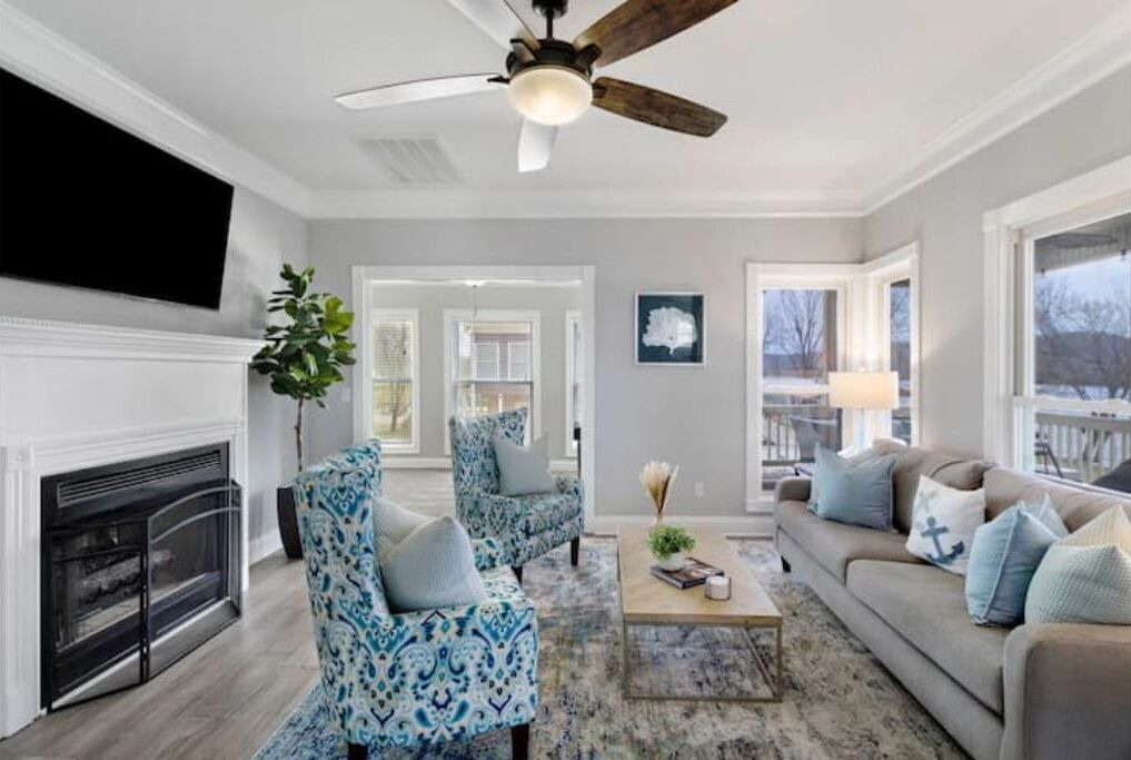 Photo of Livingroom in Ashland City
