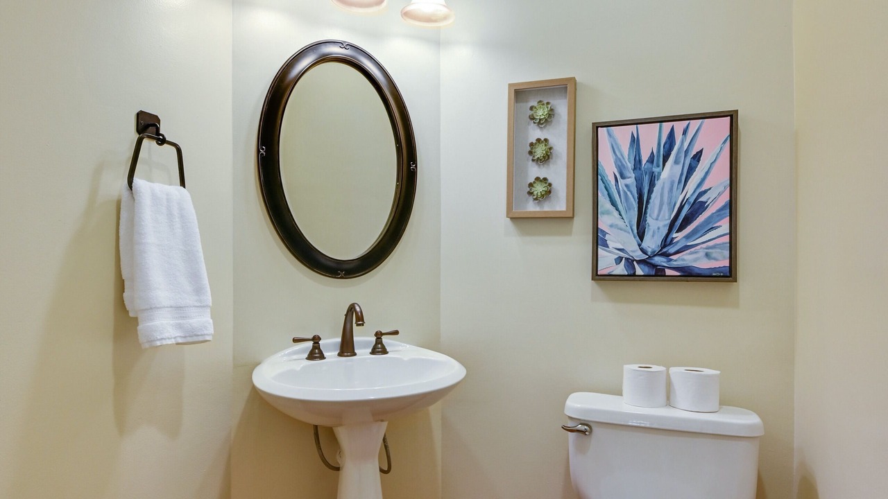 Photo of Bathroom in San Leanna