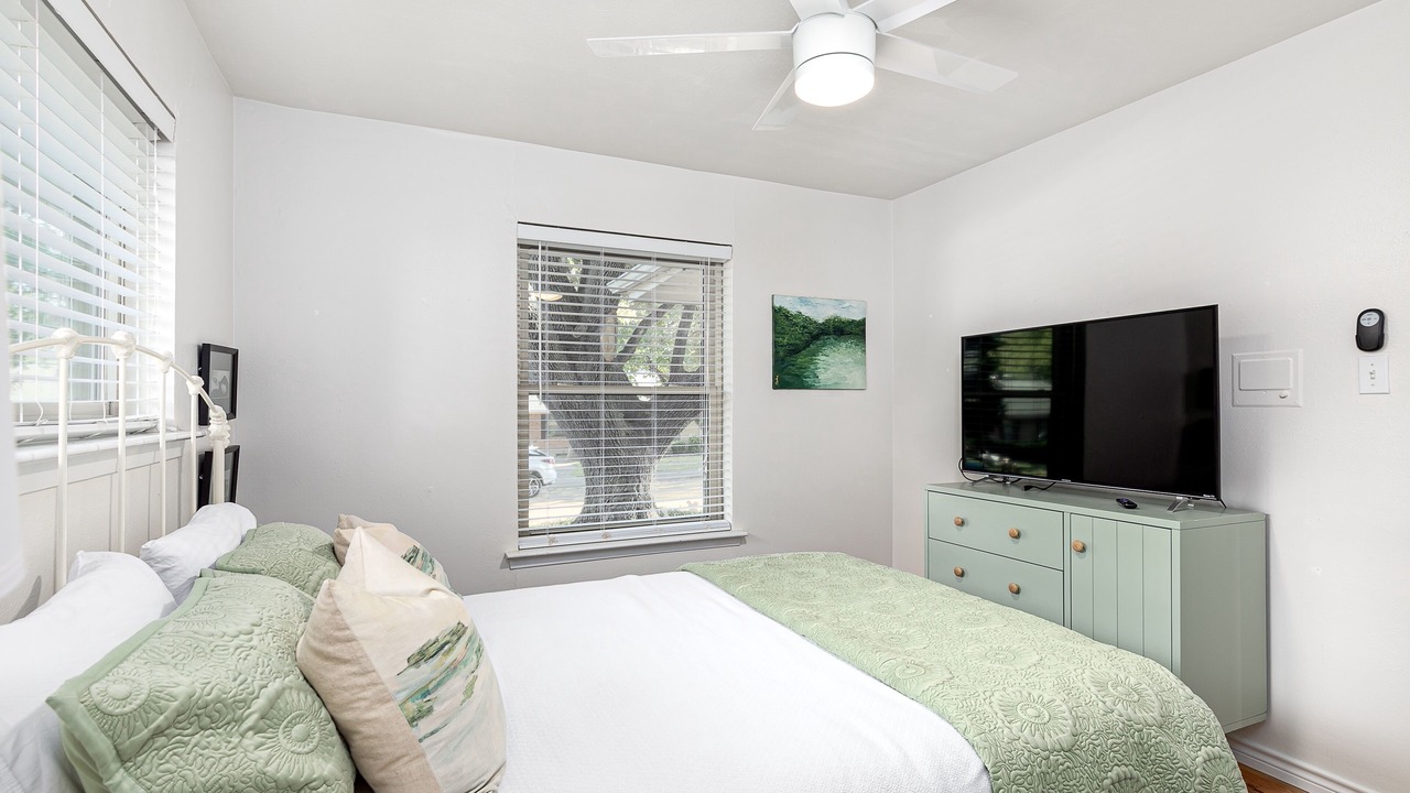 Photo of Bedroom in Northeast Dallas