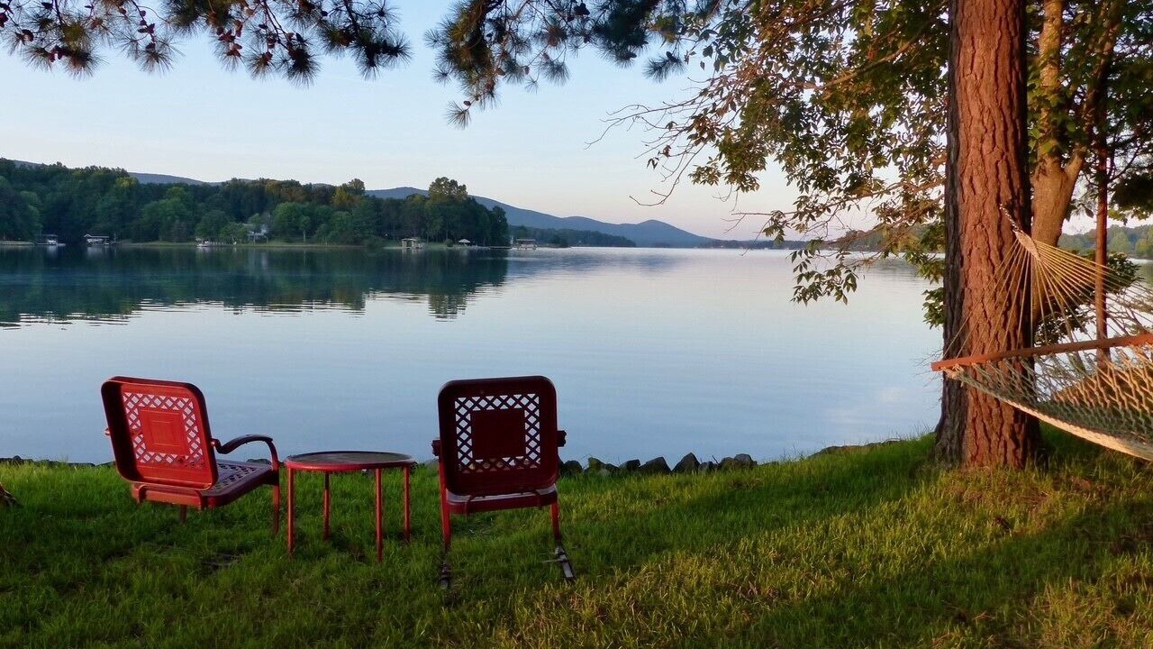 Photo of Outdoor in Smith Mountain Lake