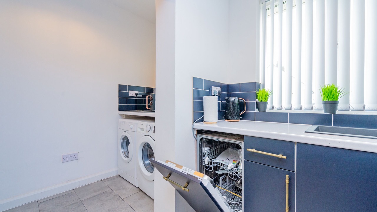 Photo of Others in Heswall