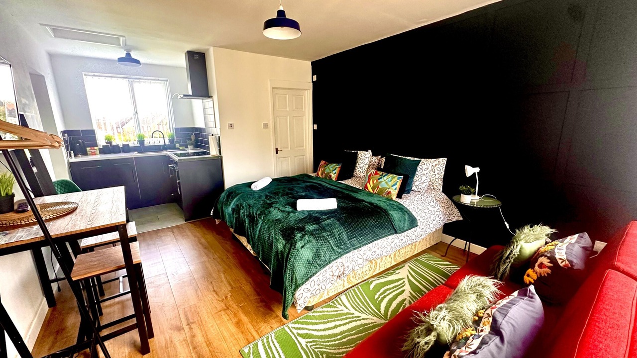 Photo of Others in Heswall