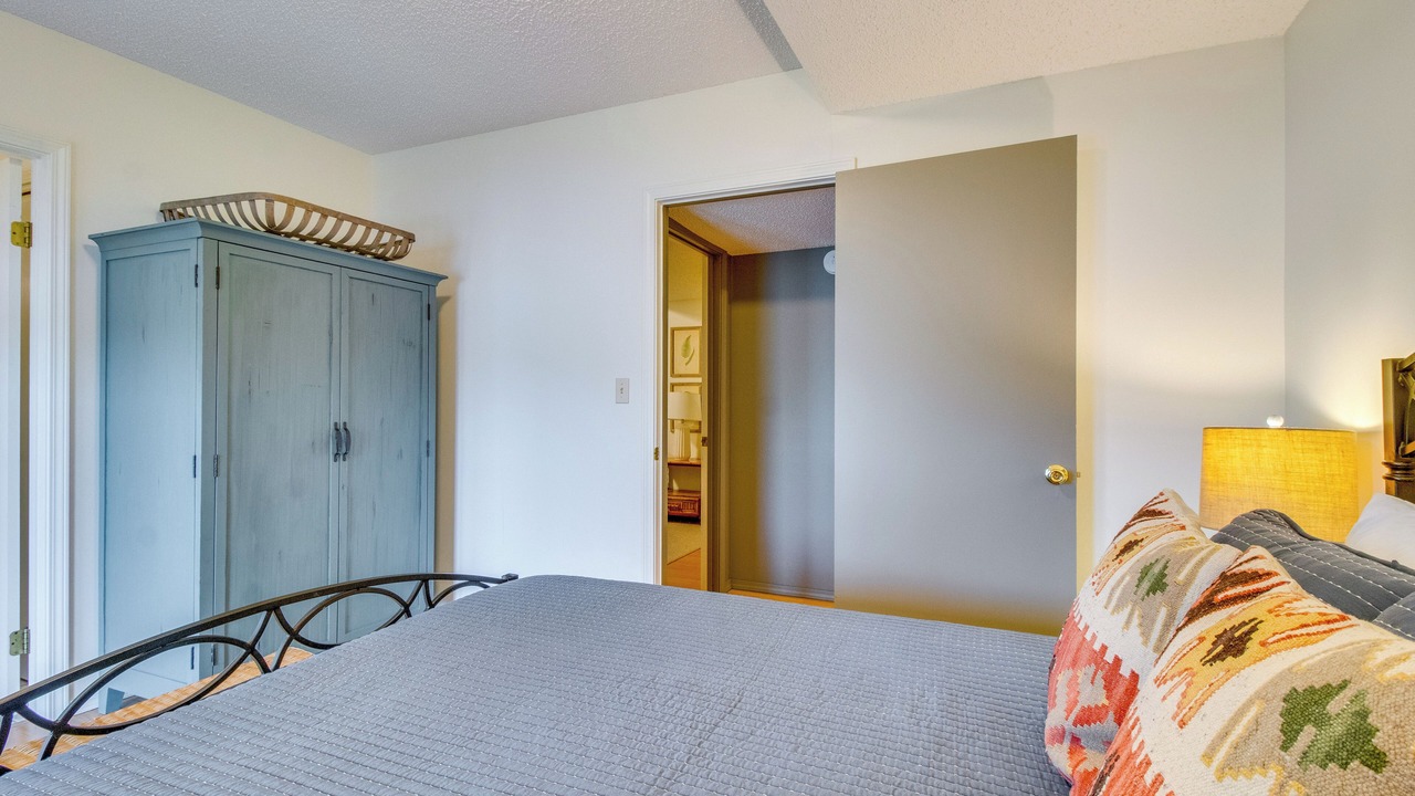Photo of Bedroom in Cherokee Village