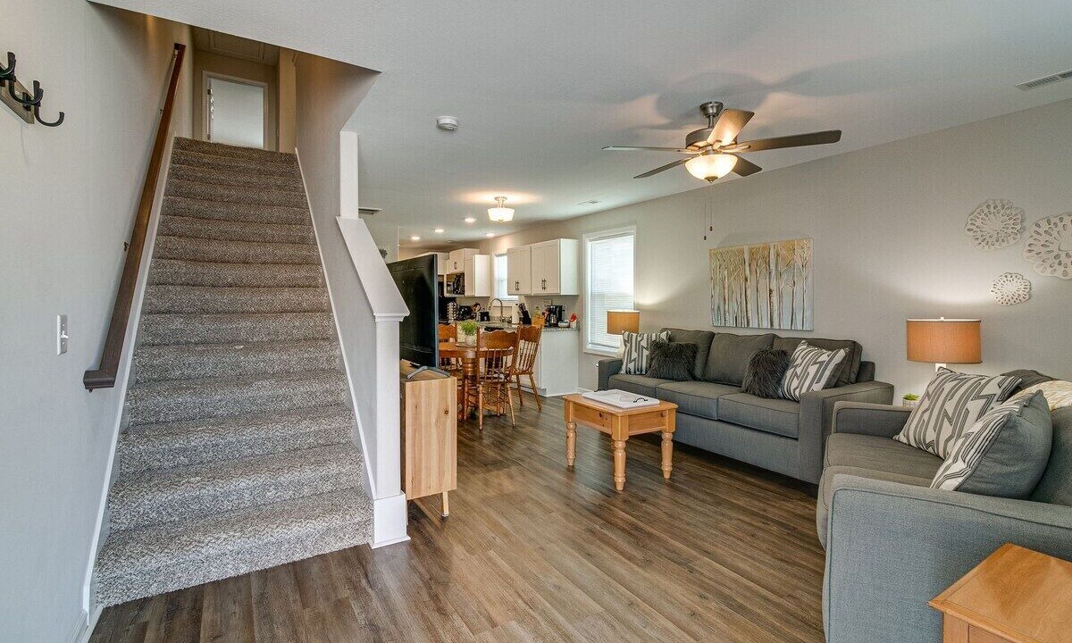 Photo of Livingroom in Clarksville
