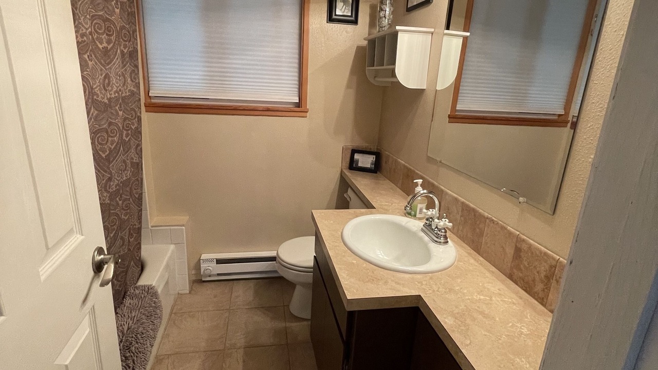 Photo of Bathroom in Peshastin