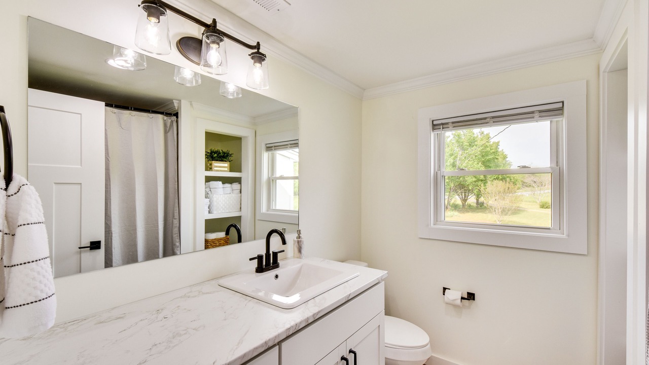 Photo of Bathroom in Fair Play