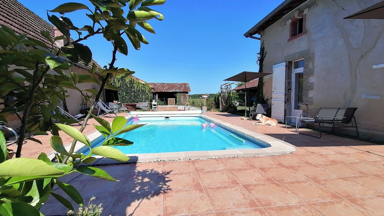 Photo of Outdoor in Cachen