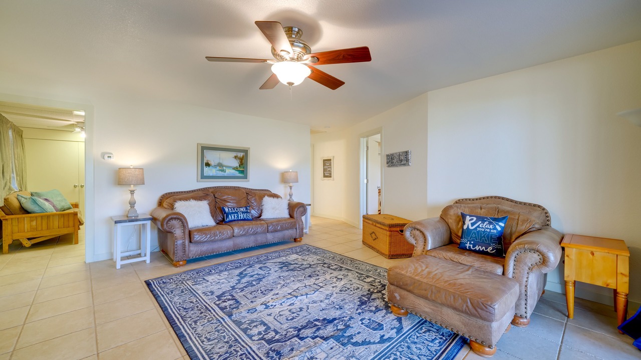 Photo of Livingroom in Eufaula