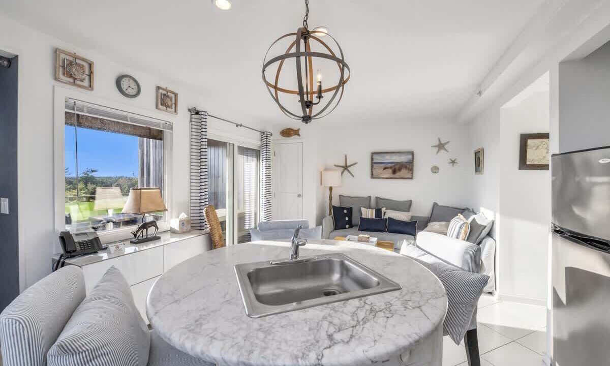 Photo of Livingroom in Napeague